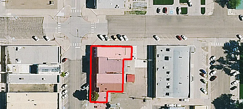 100 Main St