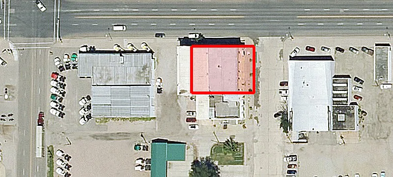 305 Main St