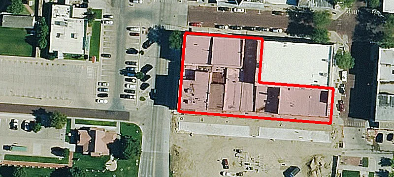 320 Wyatt Earp Blvd
