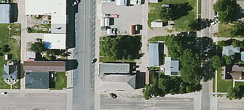304 Ctr Ave