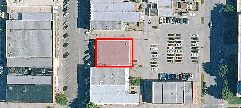 512 Commercial St