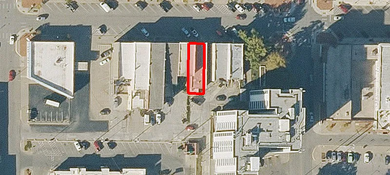 712 Commercial St
