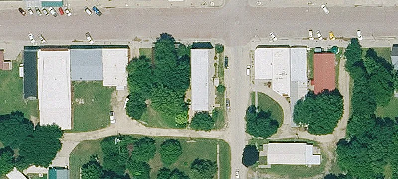 101 Mackenzie St