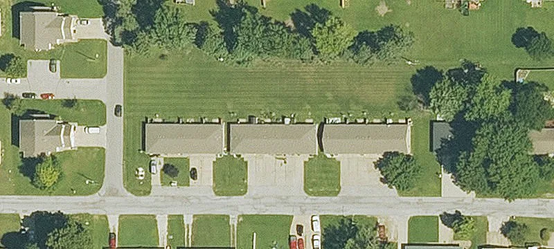 100 9th St
