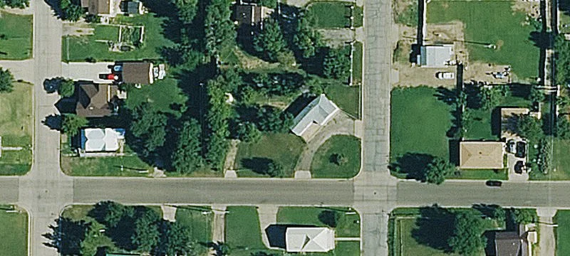 1900 Division St