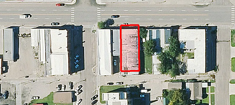 206 Long St