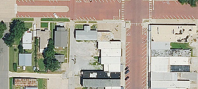 121 Main St