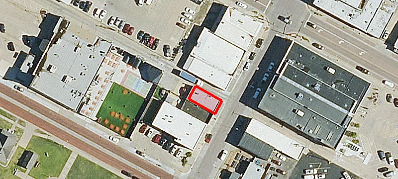 709 Main St