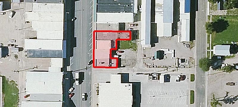 114 Ctr Ave