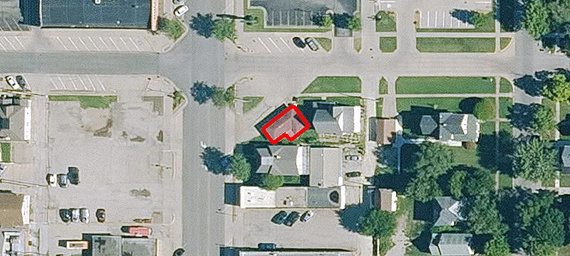 928 Commercial St