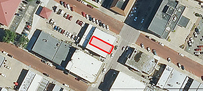 1107 Main St