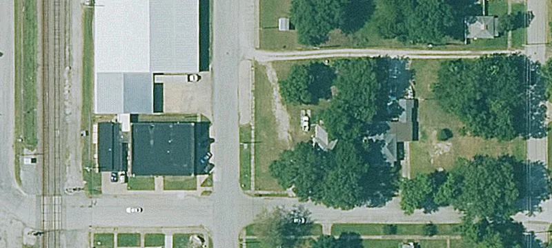 1024 Illinois St