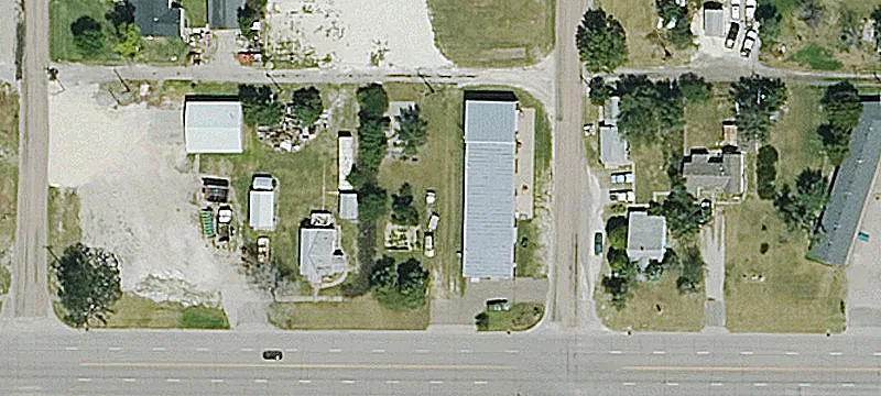 1224 Main St