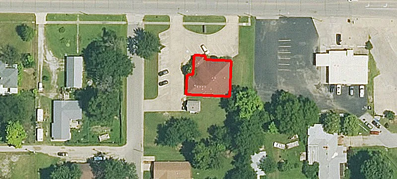 806 Maple St