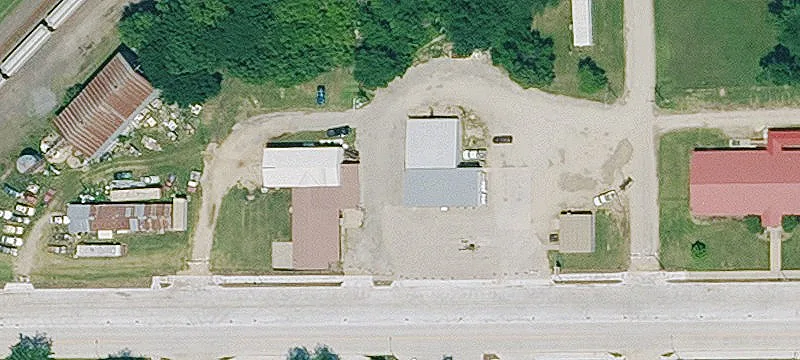 320 Mackenzie St