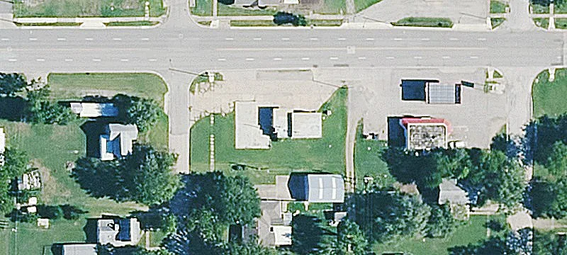 221 Riv St