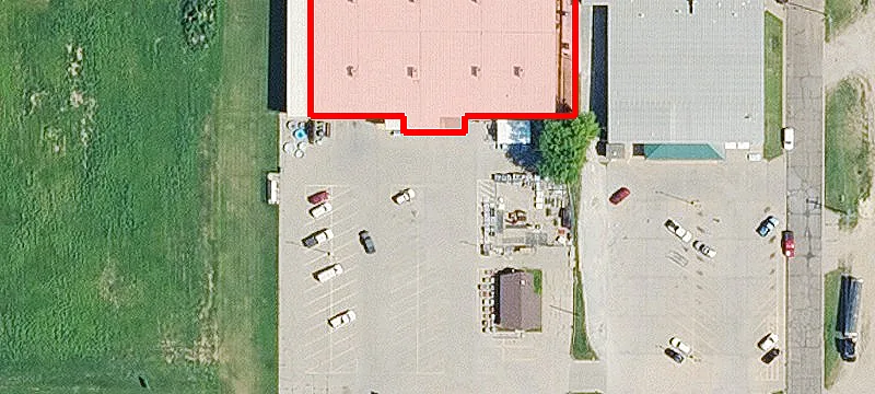 1121 Main St
