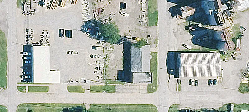 903 School St