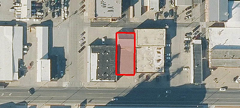823 Main St