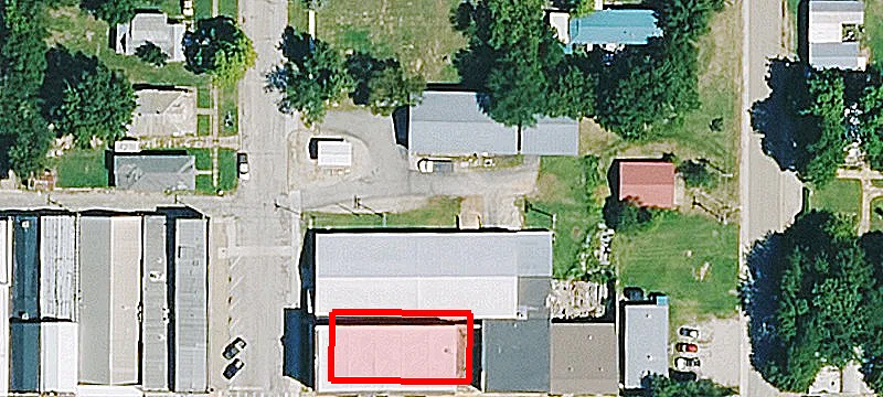 104 Douglas St