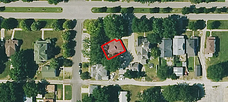 240 4th Ave