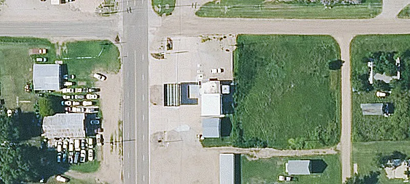652 Main St