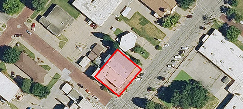 308 Douglas Ave