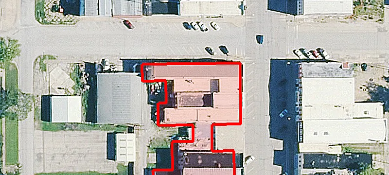 121 Main St