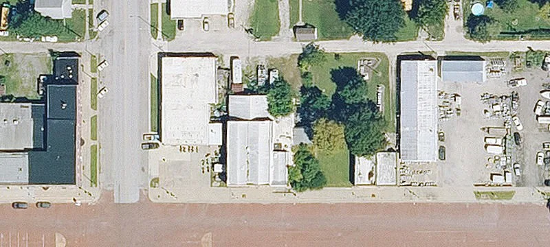106 Santa Fe Ave