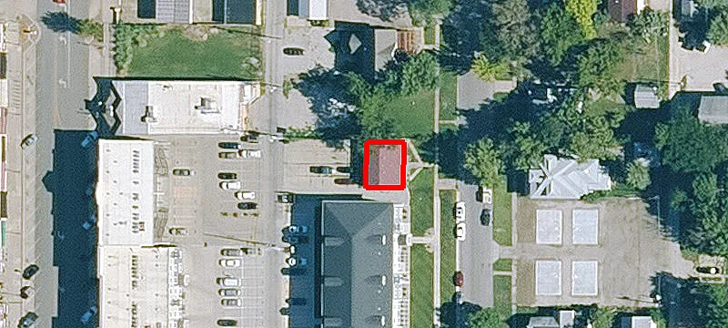 1113 Mechanic St