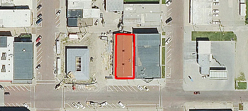 211 Main St