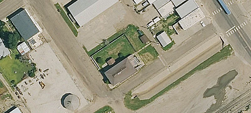111 Railroad Ave