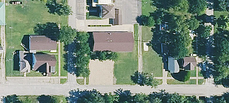 506 Elm St