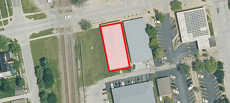 649 Main St
