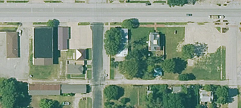 919 Main St