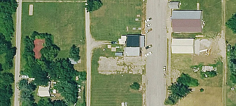 100 Commercial St