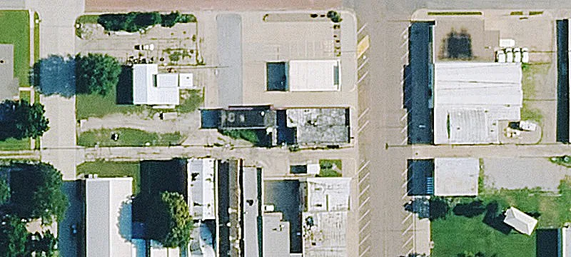 910 Central St