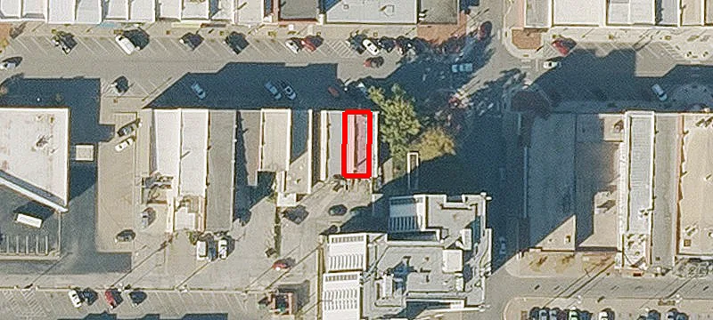 708 Commercial St