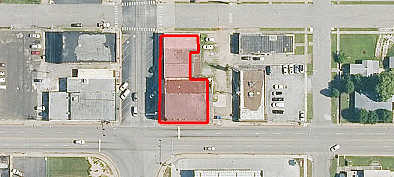 607 Main St