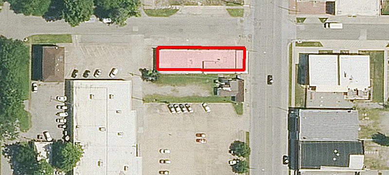 306 Broadway St