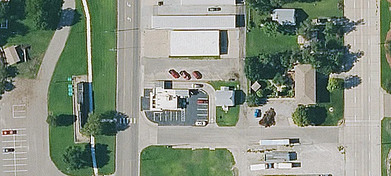 2302 Main St