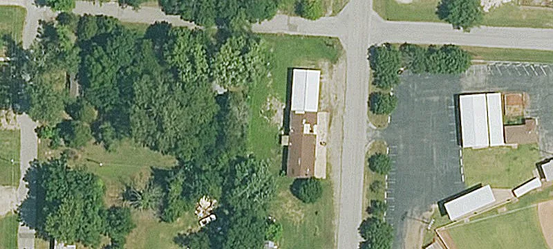 1409 Lyons Ave