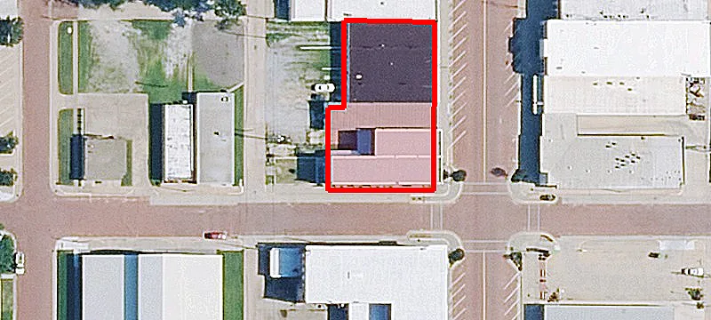 301 Main St
