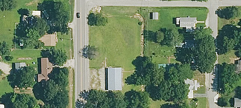 2011 Main St