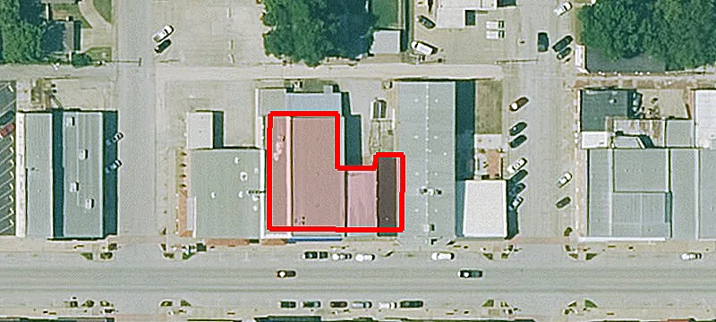512 Main St