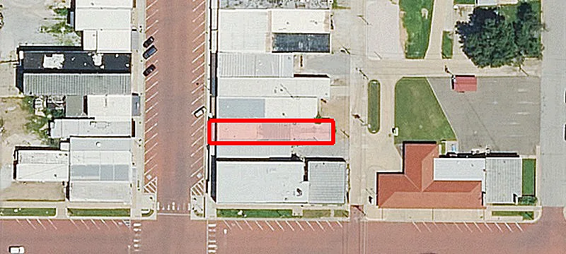 106 Main St
