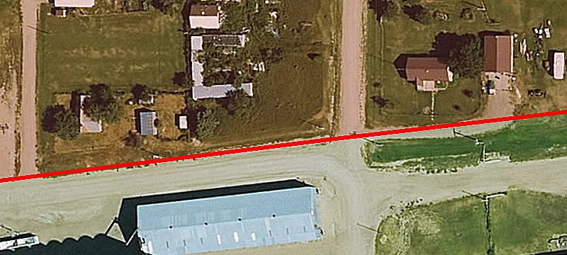 123 Railroad St