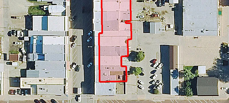 124 Main St