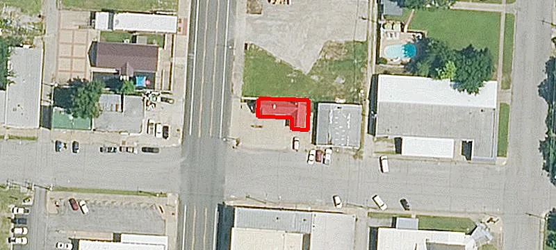 940 Military Ave