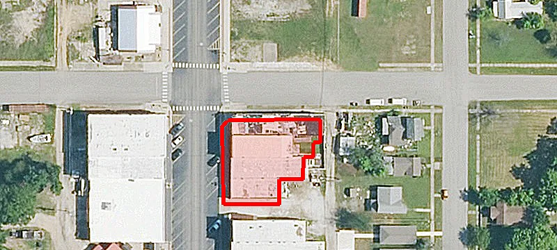 401 Main St
